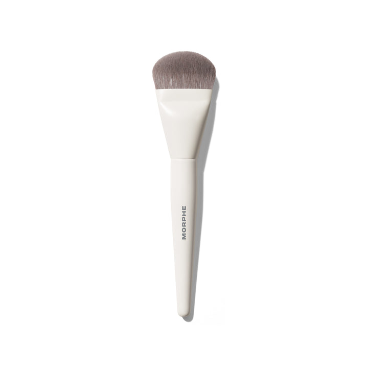 M_BrushesRelaunch_SlantedCream_LiquidContourBrush_M243_PDP